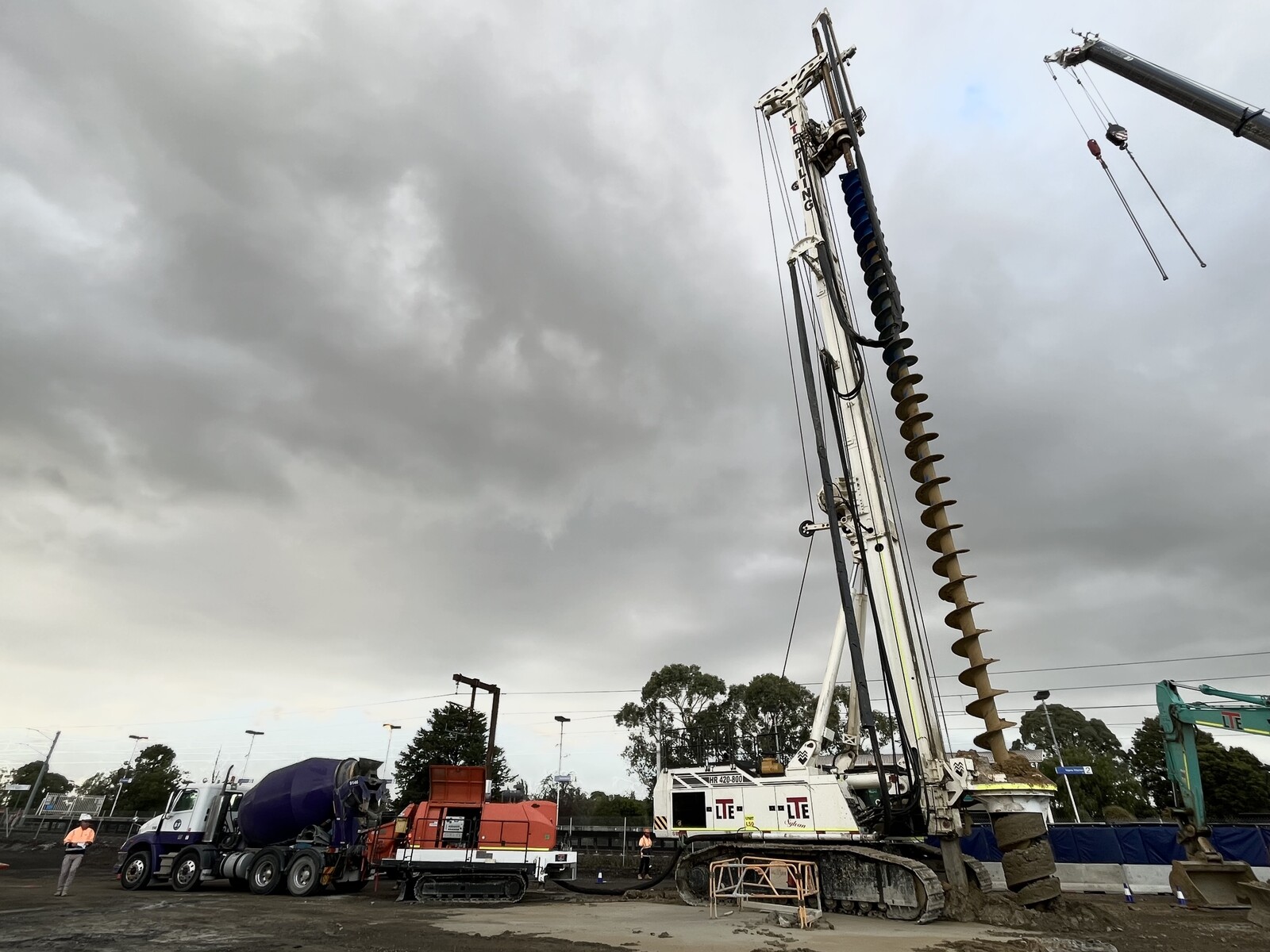 piling rig