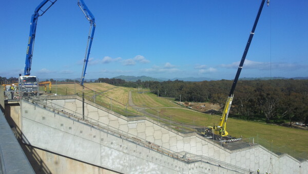 Hume Dam Southern Training Wall Buttress