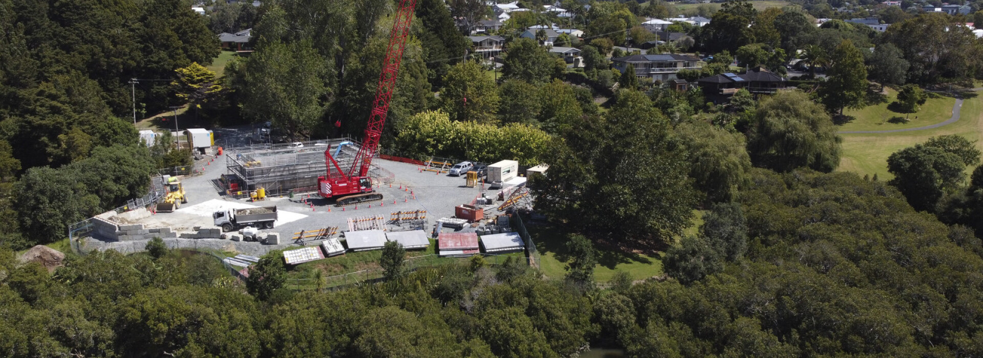 Red crane boom on the Warkworth Pump Station Project 